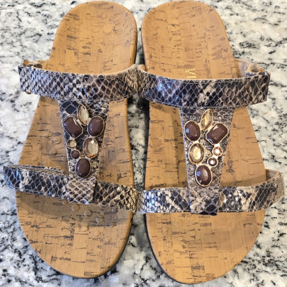 Vionic Sandals For Gabriella